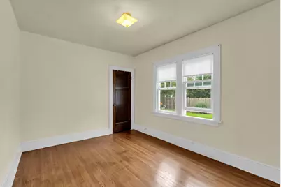704  Belmont Ave, Racine, WI 53405 - Photo 23