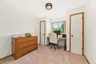 2909 Berkshire Ct, Waukesha, WI 53188 - Photo 13