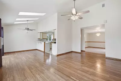 8732  County Highway T -, Franklin, WI 54247 - Photo 5