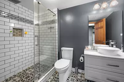 9407 S 33rd St, Franklin, WI 53132 - Photo 5