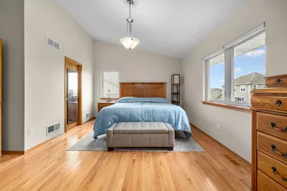 9407 S 33rd St, Franklin, WI 53132 - Photo 17