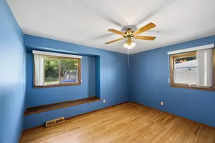 211 Maple St, Grafton, WI 53024 - Photo 11