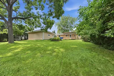 211  Maple St, Grafton, WI 53024 - Photo 23