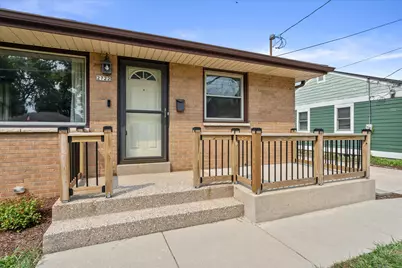 2722 E Denton Ave, Saint Francis, WI 53235 - Photo 27