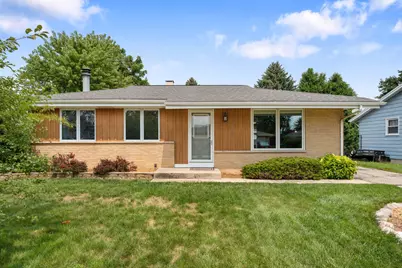 5710  Freedy Ave, Racine, WI 53406 - Photo 1