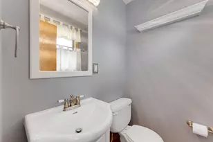 5710 Freedy Ave, Racine, WI 53406 - Photo 13