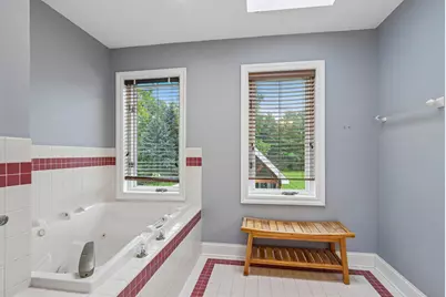 165  Hickory Dr, Delafield, WI 53018 - Photo 45