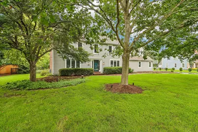 165  Hickory Dr, Delafield, WI 53018 - Photo 87