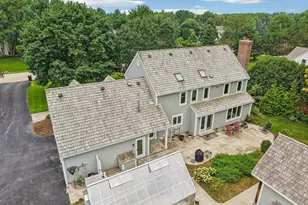 165 Hickory Dr, Delafield, WI 53018 - Photo 77