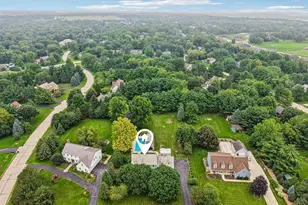 165 Hickory Dr, Delafield, WI 53018 - Photo 81