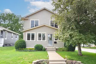 657 First St, Hartford, WI 53027 - Photo 19