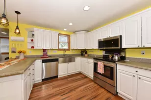 657 First St, Hartford, WI 53027 - Photo 3