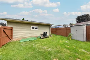 657 First St, Hartford, WI 53027 - Photo 25