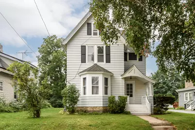 809  Lincoln Ave, Waukesha, WI 53186 - Photo 1