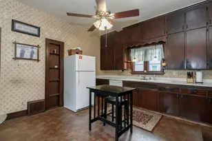 809 Lincoln Ave, Waukesha, WI 53186 - Photo 17