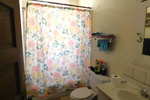 526 N 32nd St, Milwaukee, WI 53208 - Photo 11