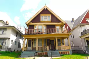 526 N 32nd St, Milwaukee, WI 53208 - Photo 3