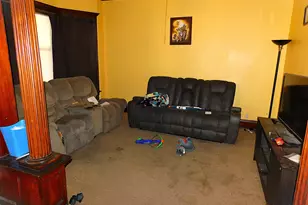 526 N 32nd St, Milwaukee, WI 53208 - Photo 5