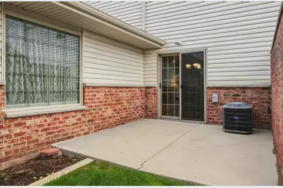 827  Cheyenne Ave #Unit D, Grafton, WI 53024 - Photo 27
