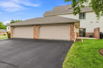 827  Cheyenne Ave #Unit D, Grafton, WI 53024 - Photo 25