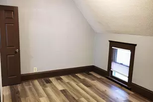 2372 N 44th St, Milwaukee, WI 53210 - Photo 11