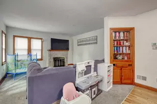 20060 W Greenfield Ave, Brookfield, WI 53045 - Photo 11