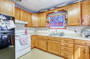20060 W Greenfield Ave, Brookfield, WI 53045 - Photo 3
