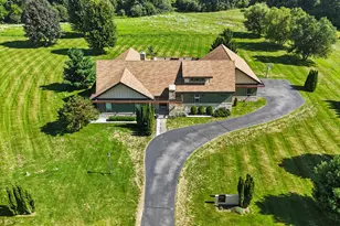S90W32800 Granite Trail, Mukwonago, WI 53149 - Photo 13