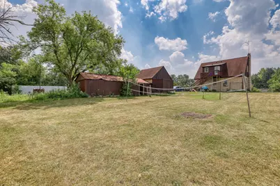 20060 W Greenfield Ave, Brookfield, WI 53045 - Photo 23