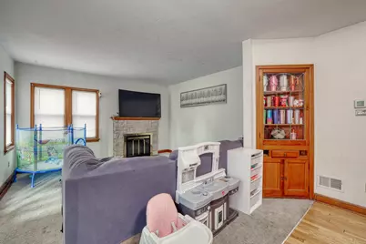 20060 W Greenfield Ave, Brookfield, WI 53045 - Photo 11