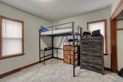 20060 W Greenfield Ave, Brookfield, WI 53045 - Photo 7