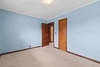 3316  3 Mile Rd, Racine, WI 53404 - Photo 9