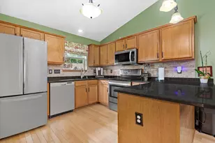 18650 Emerald Cir, Brookfield, WI 53045 - Photo 7