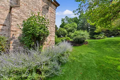 2130  Derrin Ln, Brookfield, WI 53045 - Photo 45