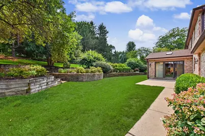 2130  Derrin Ln, Brookfield, WI 53045 - Photo 51