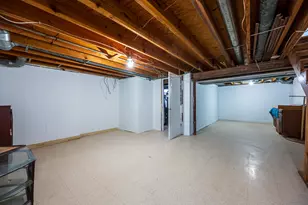 9256 N 70th St, Milwaukee, WI 53223 - Photo 11