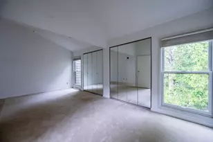 9256 N 70th St, Milwaukee, WI 53223 - Photo 7
