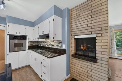 1225 N Osborne Blvd, Racine, WI 53405 - Photo 9