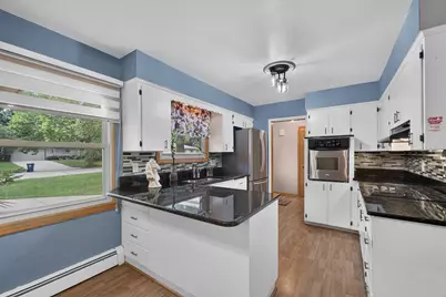 1225 N Osborne Blvd, Racine, WI 53405 - Photo 7