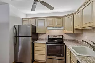 2240 W Good Hope Rd, Glendale, WI 53209 - Photo 9