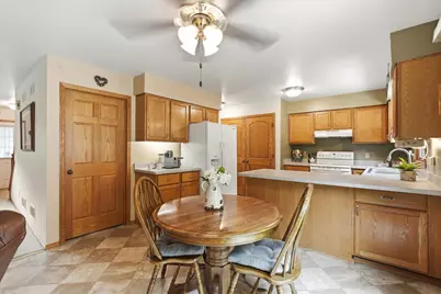 1632  Sherman Ave, South Milwaukee, WI 53172 - Photo 7