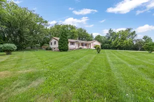 7841 Pathfinder Ln, Farmington, WI 53090 - Photo 33