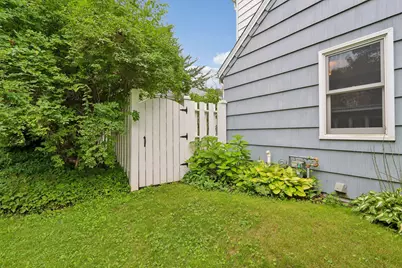 8208 N Santa Monica Blvd, Fox Point, WI 53217 - Photo 39