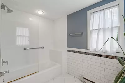 8208 N Santa Monica Blvd, Fox Point, WI 53217 - Photo 27