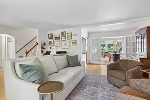 8208 N Santa Monica Blvd, Fox Point, WI 53217 - Photo 7