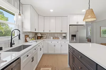 7526 W County Line Rd, Mequon, WI 53092 - Photo 17