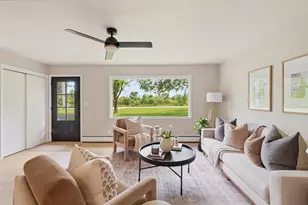 7526 W County Line Rd, Mequon, WI 53092 - Photo 7