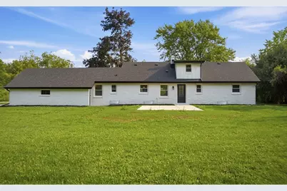 7526 W County Line Rd, Mequon, WI 53092 - Photo 67