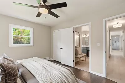 7526 W County Line Rd, Mequon, WI 53092 - Photo 25