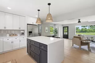 7526 W County Line Rd, Mequon, WI 53092 - Photo 13